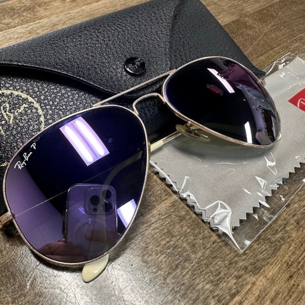 Ray-Ban Aviator Gold-Tone Polarized Purple Mirror Sunglasses